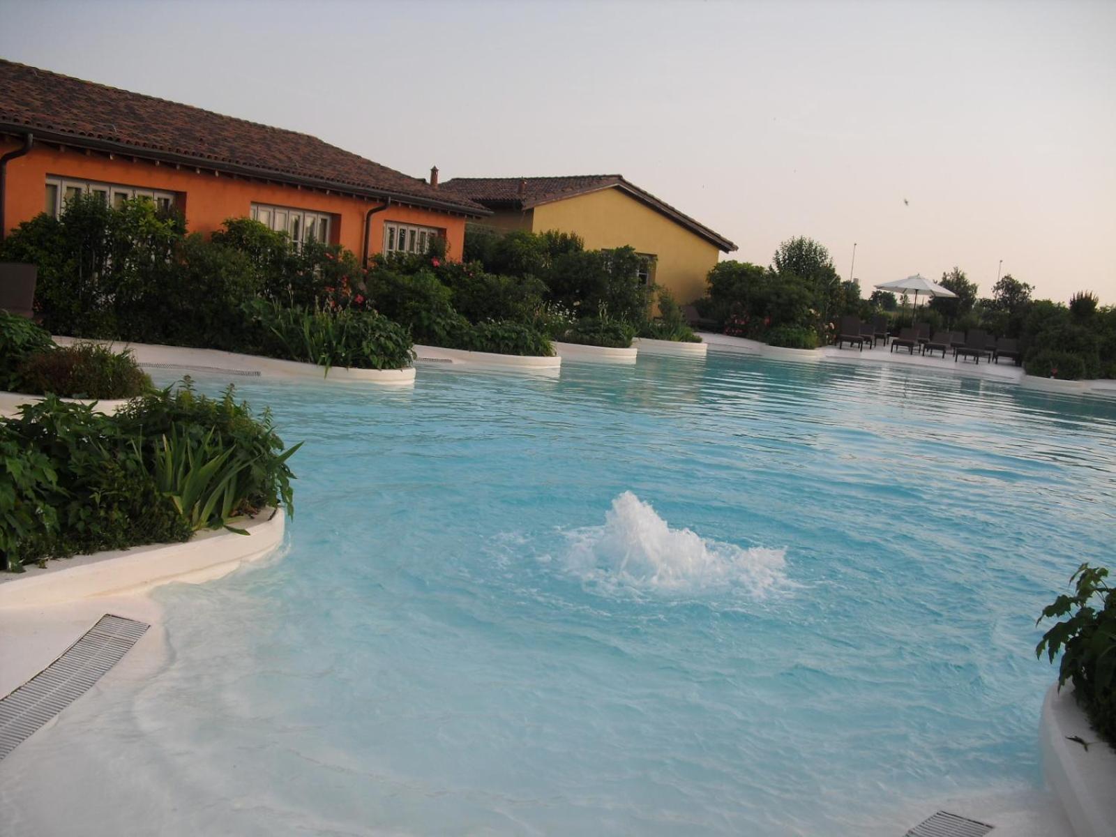 Joia Hotel & Luxury Apartments Rta Brusaporto Exterior photo